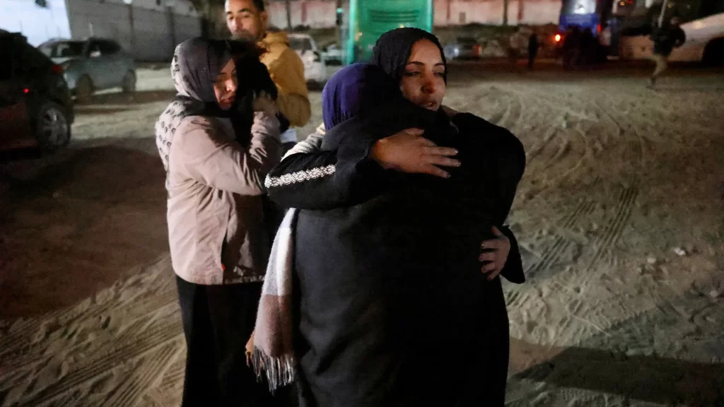 Palestinians return to Gaza after limited Rafah crossing reopening | Gaza Palestinians return to Gaza after limited Rafah crossing reopening | Gaza