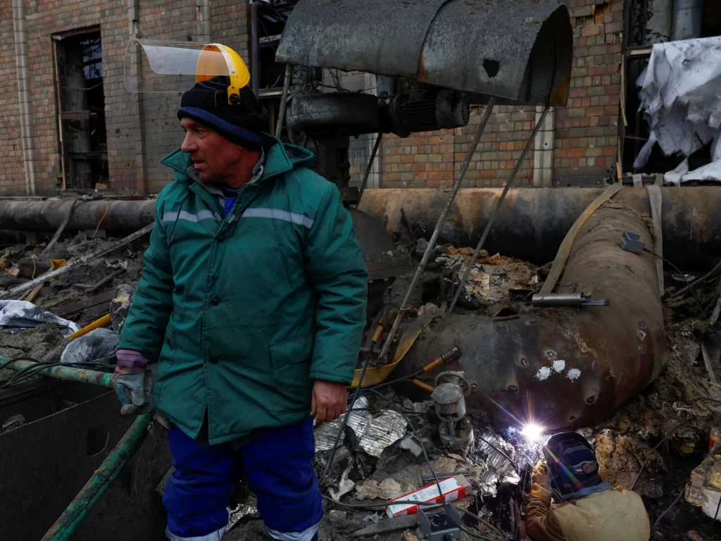 Ukraine pulls plug on Russian Starlink, beefs up drone defence Ukraine pulls plug on Russian Starlink, beefs up drone defence